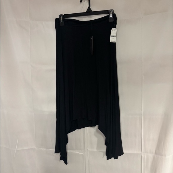 New with tags, womens size medium skirt, #H866 - Picture 1 of 5